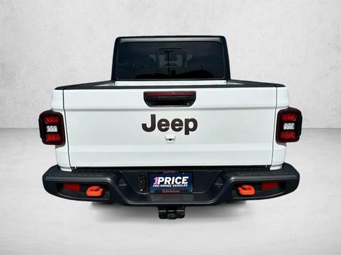 Used 2026 Jeep Gladiator Mojave AWD/4WD image 4