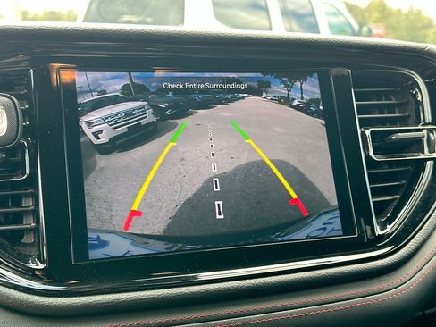 Used 2024 Dodge Durango GT image 22