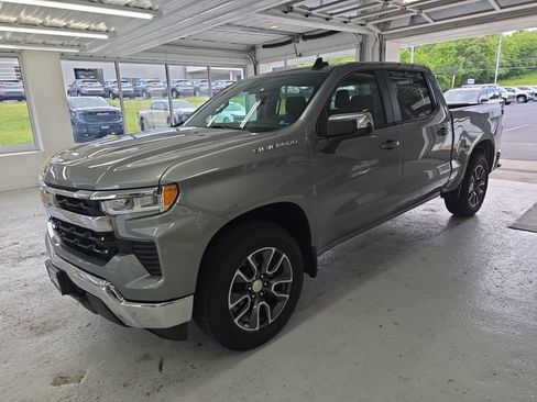 Certified 2023 Chevrolet Silverado 1500 LT AWD/4WD image 2