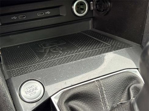 Certified 2022 Volkswagen Tiguan SE w/ Panoramic Sunroof Package image 26