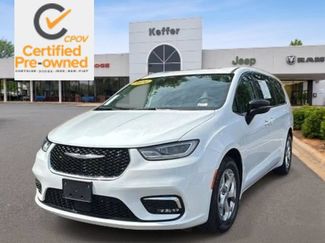 Used 2024 Chrysler Pacifica Limited FWD video 1
