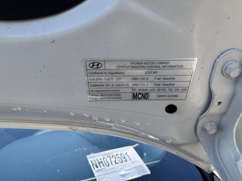 Used 2022 Hyundai Elantra SEL w/ Convenience + Premium Package image 26