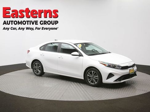 Used 2024 Kia Forte LXS FWD image 48