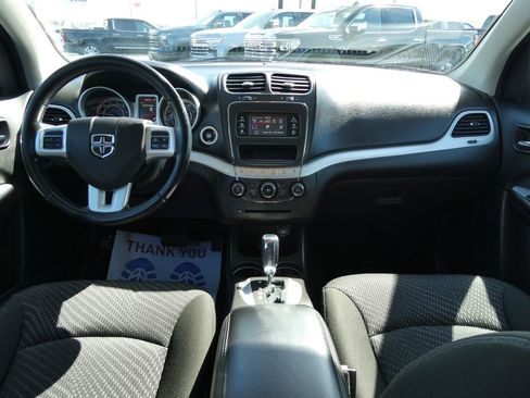 Used 2019 Dodge Journey SE w/ Premium Group FWD image 22