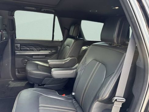 Used 2024 Ford Expedition Platinum AWD/4WD image 26