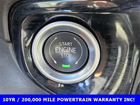 Used 2024 GMC Sierra 2500 SLT w/ SLT Premium Package image 31