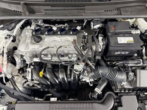 Certified 2021 Toyota Corolla LE image 33