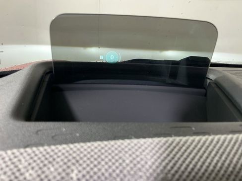 Certified 2025 MINI Cooper S image 9