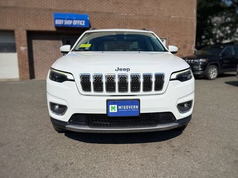 Used 2019 Jeep Cherokee Limited AWD/4WD image 2