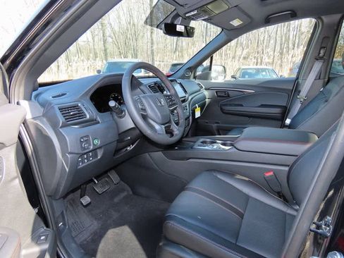 New 2025 Honda Ridgeline TrailSport image 2