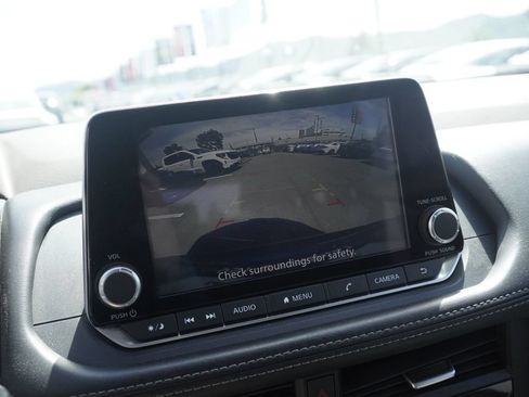 Certified 2023 Nissan Rogue SV AWD/4WD image 12