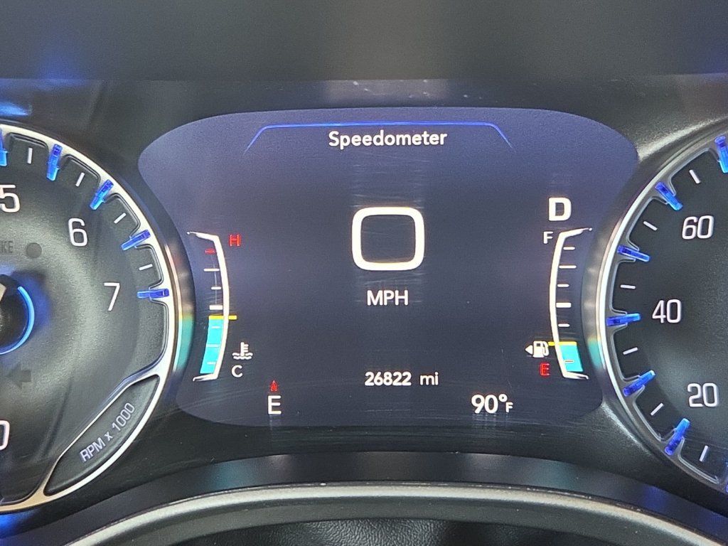 Used 2025 Chrysler Pacifica Select FWD image 3