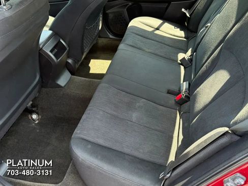 Used 2013 Subaru Legacy 2.5i Premium w/ All-Weather Pkg + Moonroof AWD/4WD image 13