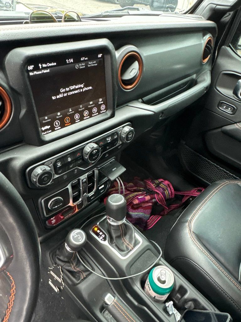 Used 2023 Jeep Gladiator Mojave w/ LED Lighting Group AWD/4WD image 6