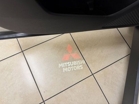 Used 2022 Mitsubishi Outlander SEL image 8
