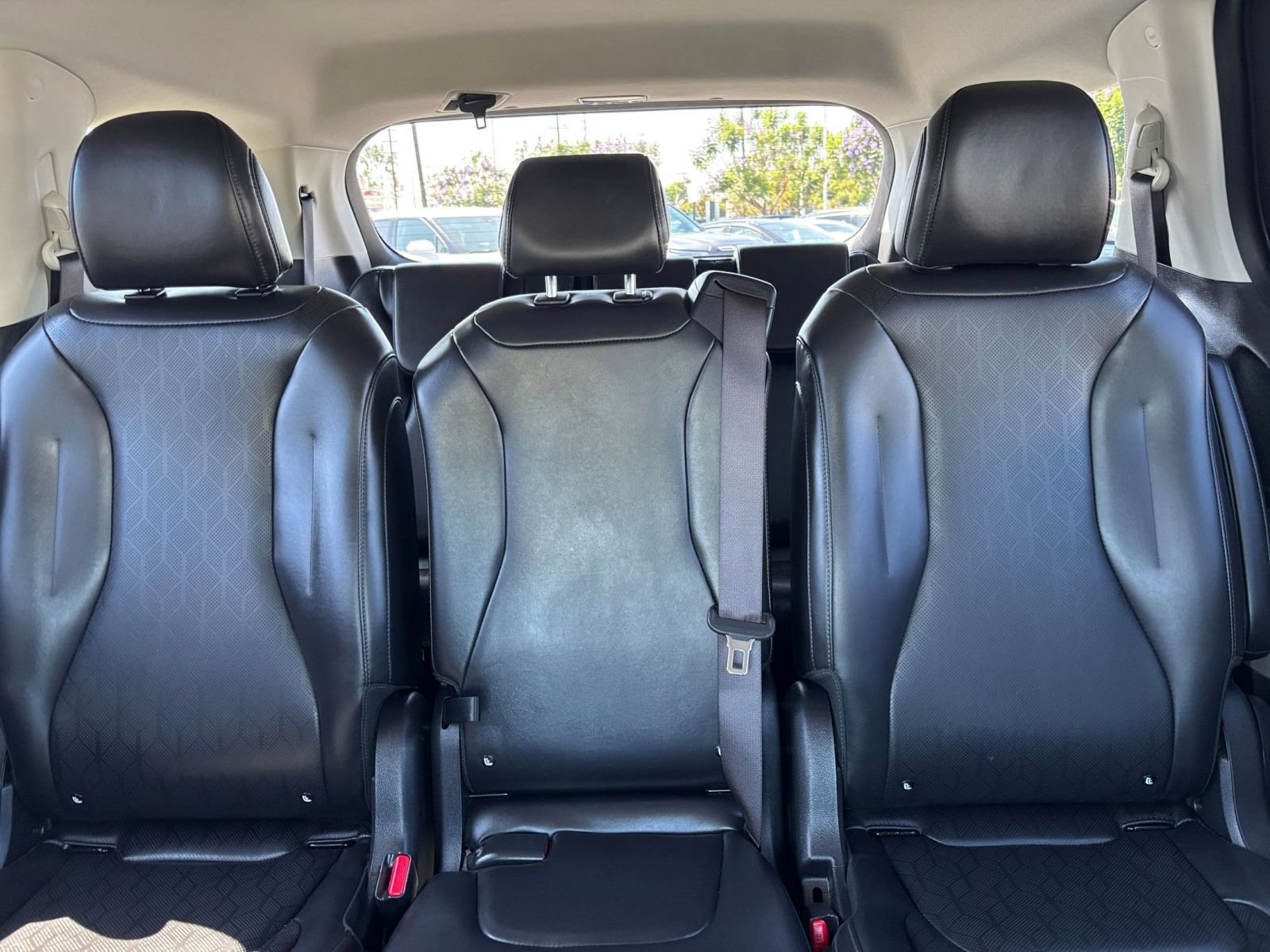 Used 2026 Kia Carnival FWD image 69