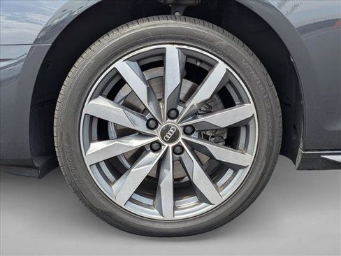 Used 2022 Audi A4 2.0T Premium Plus w/ Premium Plus Package AWD/4WD image 24