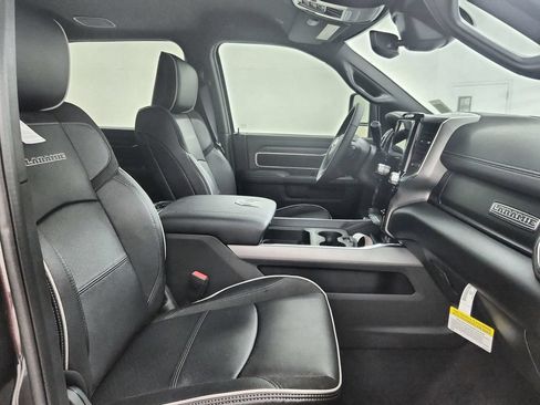 New 2026 RAM 2500 Laramie w/ Night Edition AWD/4WD image 31