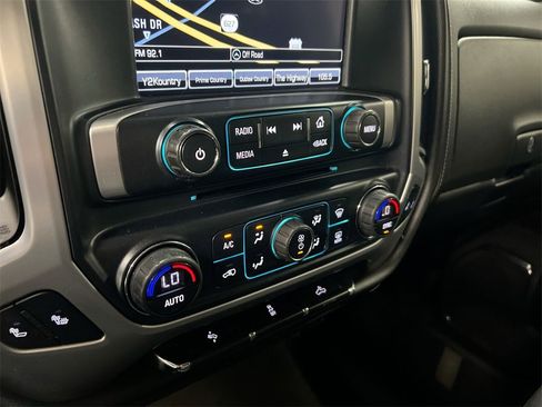 Used 2017 GMC Sierra 3500 SLT image 22