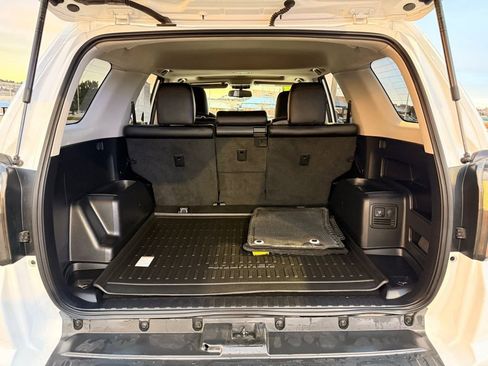 Used 2019 Toyota 4Runner TRD Off-Road Premium image 27