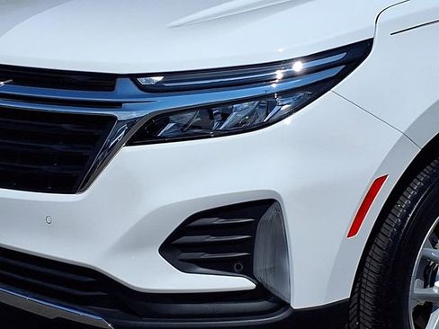 Used 2023 Chevrolet Equinox LT AWD/4WD image 27