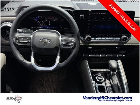 Used 2026 Chevrolet Colorado ZR2 w/ Technology Package AWD/4WD image 11