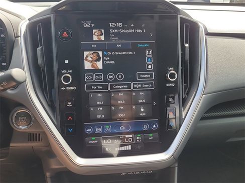 Used 2025 Subaru Crosstrek 2.0i Premium image 19