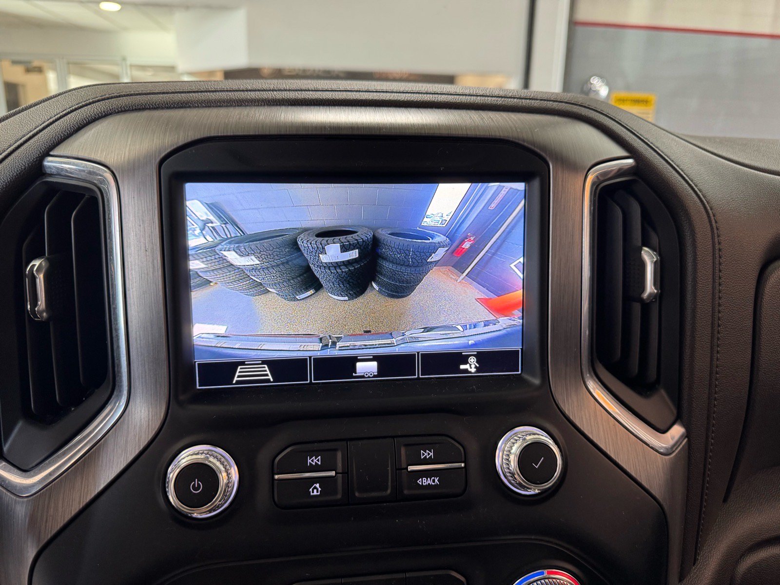 Used 2020 GMC Sierra 1500 Denali w/ Driver Alert Package II AWD/4WD image 24
