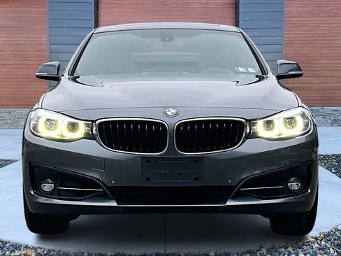 Used 2018 BMW 330i Gran Turismo xDrive image 3