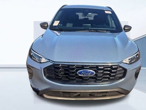 Certified 2025 Ford Escape ST-Line image 18