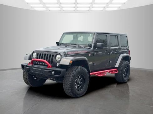 Used 2018 Jeep Wrangler Unlimited Rubicon AWD/4WD image 3