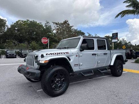 Used 2022 Jeep Gladiator Mojave w/ Trailer Tow Package AWD/4WD image 28