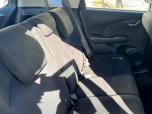 Used 2013 Honda Fit Sport image 9