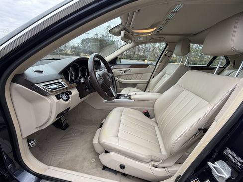 Used 2015 Mercedes-Benz E 350 E 350 4MATIC AWD 4dr Sedan image 10