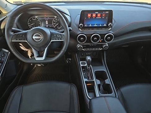 Used 2024 Nissan Sentra SR w/ SR Premium Package image 31