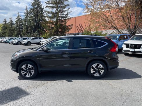 Used 2016 Honda CR-V Touring image 2