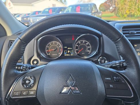 Used 2024 Mitsubishi Outlander Sport SE image 22