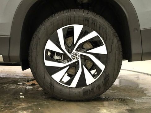 New 2026 Volkswagen Tiguan S image 34