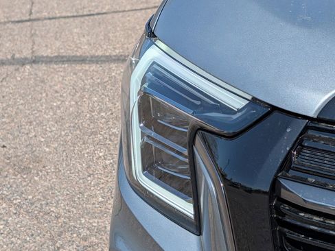 New 2026 GMC Terrain AT4 w/ Technology Package II AWD/4WD image 4