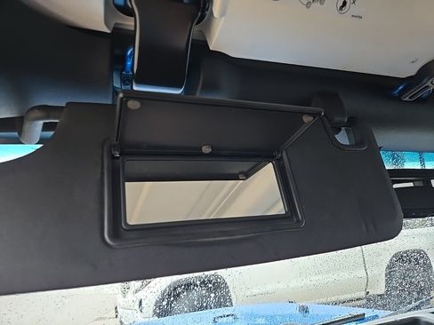 Used 2015 Jeep Wrangler Unlimited Sahara w/ Connectivity Group image 64