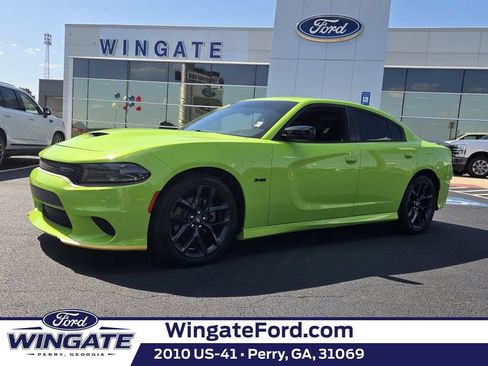 Used 2023 Dodge Charger R/T w/ Blacktop Package RWD image 1