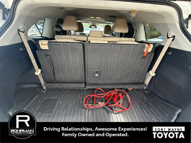 Used 2020 Toyota Highlander XLE FWD image 10