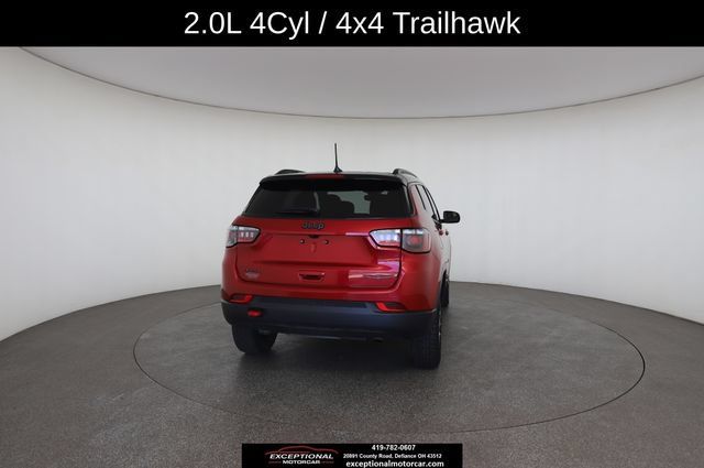 Used 2025 Jeep Compass Trailhawk AWD/4WD image 16