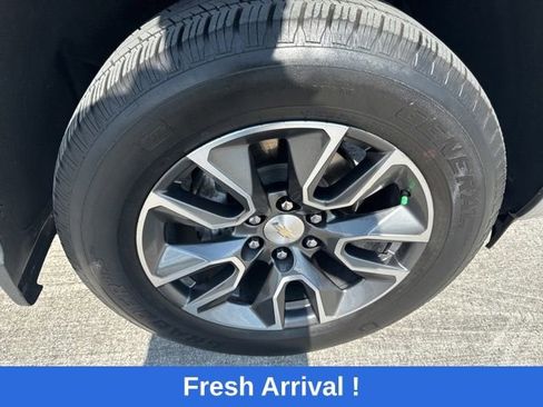 Used 2023 Chevrolet Silverado 1500 LT w/ Protection Package RWD image 19