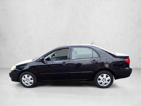 Used 2006 Toyota Corolla LE FWD image 2