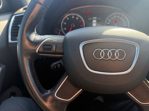 Used 2017 Audi Q5 2.0T Premium Plus w/ Technology Package image 18