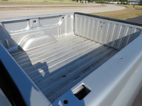 Used 2011 Chevrolet Silverado 1500 LT w/ Regional Value Package image 9