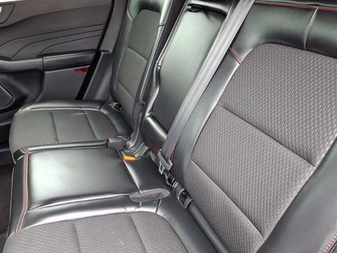 Used 2025 Ford Escape ST-Line Select AWD/4WD image 7