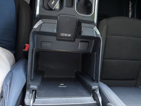 Used 2022 Chevrolet Silverado 1500 RST image 21