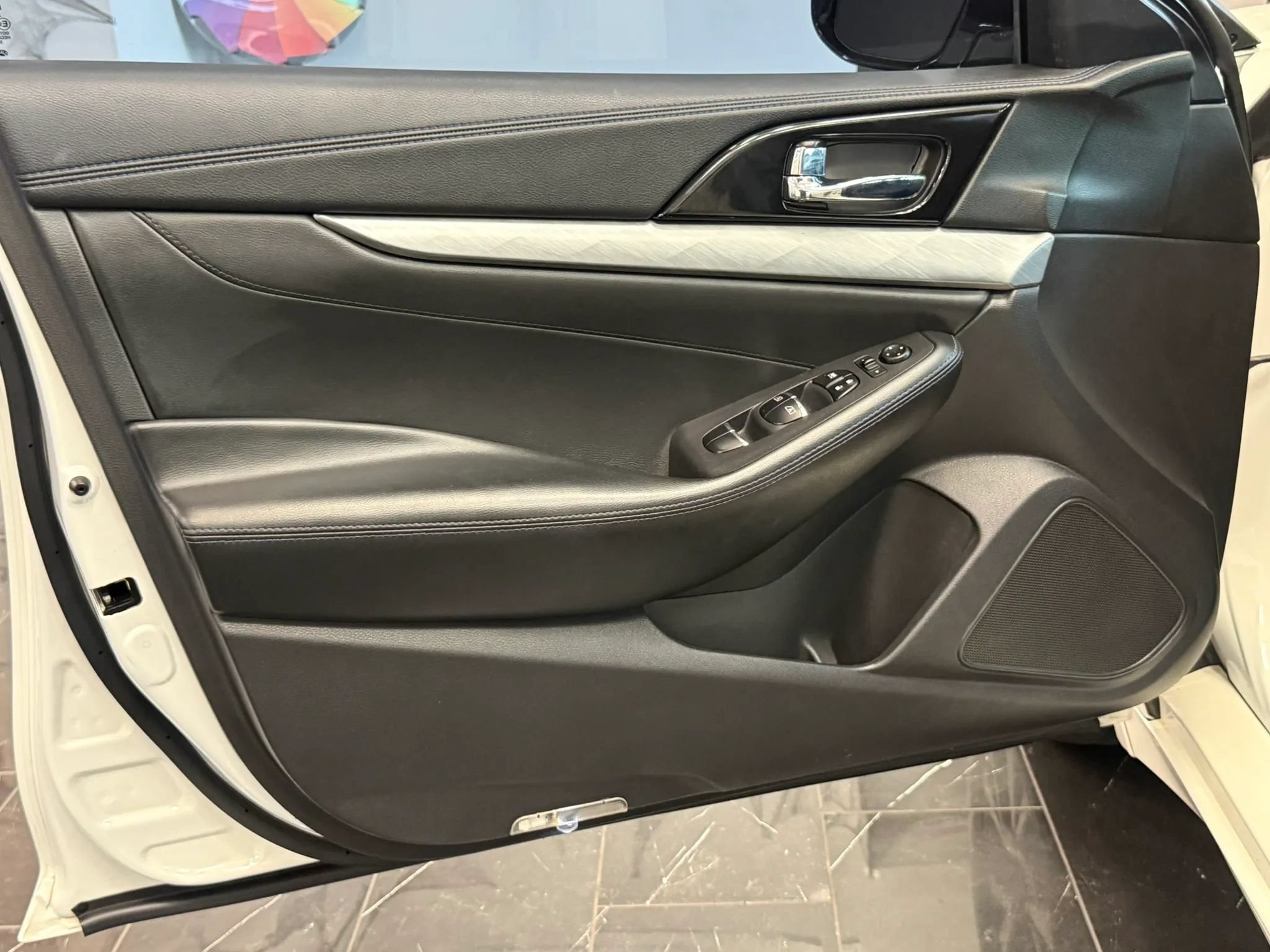 Used 2017 Nissan Maxima 3.5 S FWD image 6